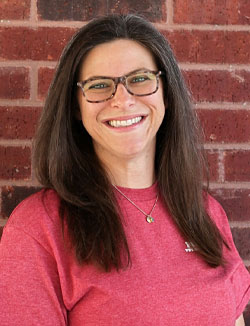 images/team/Lindsey-Small.jpg#joomlaImage://local-images/team/Lindsey-Small.jpg?width=250&height=326